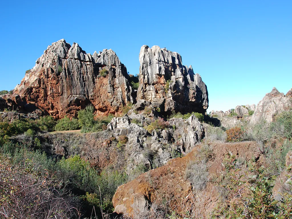 Seville's Sierra Morena: Centuries of Mining History from Roman Iron to British Companies - Cerro del Hierro, Seville province